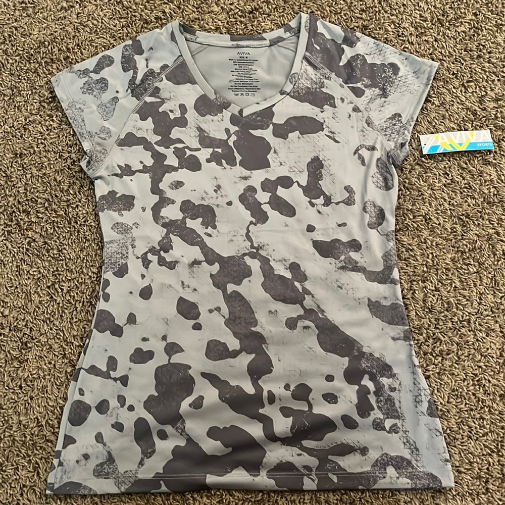 Aviva athletic top